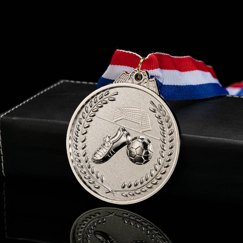 Taking medal custom school football competition Metal medal Student gold, silver bronze medal souvenirs fans products print words