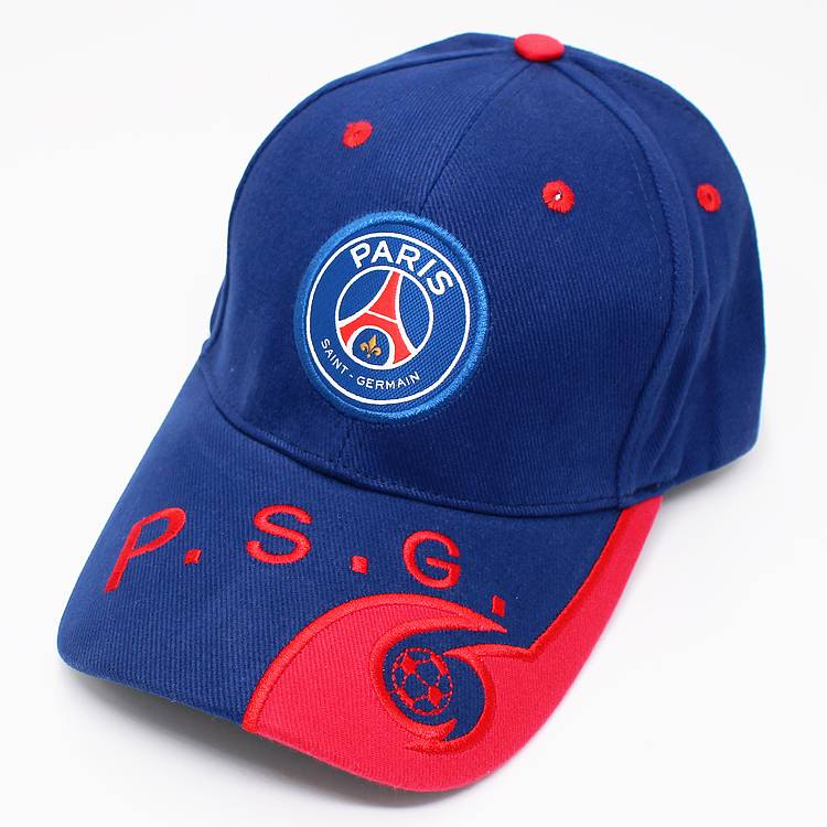 SOCCER'S TROPHIES AROUND MABARTHA AND MILAN, FOUR SEASONS OF SUN DUCK CAPS