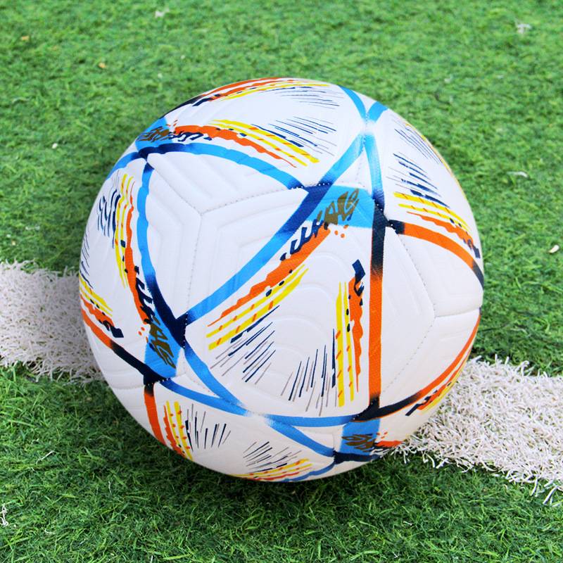 Genuine Third Ring Football No. 5 World Cup 2024 Card T Student Adult Competition Children's Middle Entrance Examination No. 5 wear resistance