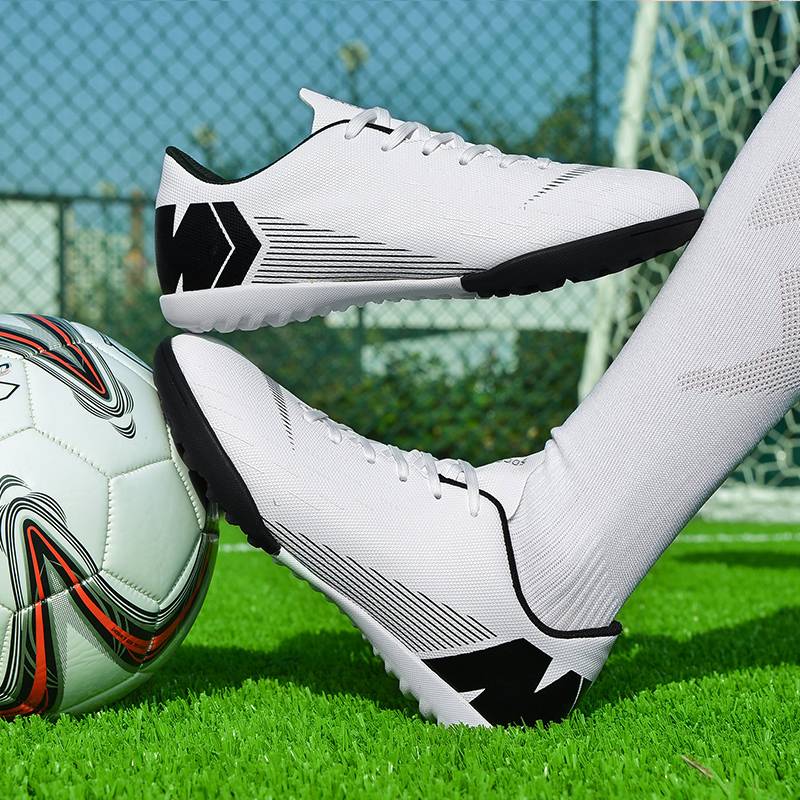 Genuine special price football shoes broken nails male primary and secondary school children, children's non -slip and wear -resistant training shoes female short nail adult competition
