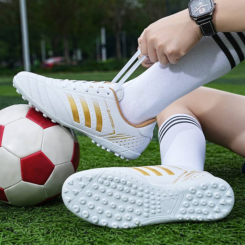 Genuine special price football shoes broken nails male primary and secondary school children, children's non -slip and wear -resistant training shoes female short nail adult competition