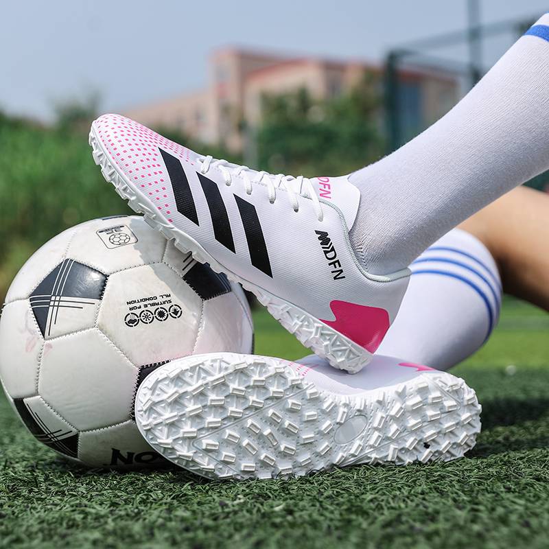 Genuine special price football shoes broken nails male primary and secondary school children, children's non -slip and wear -resistant training shoes female short nail adult competition