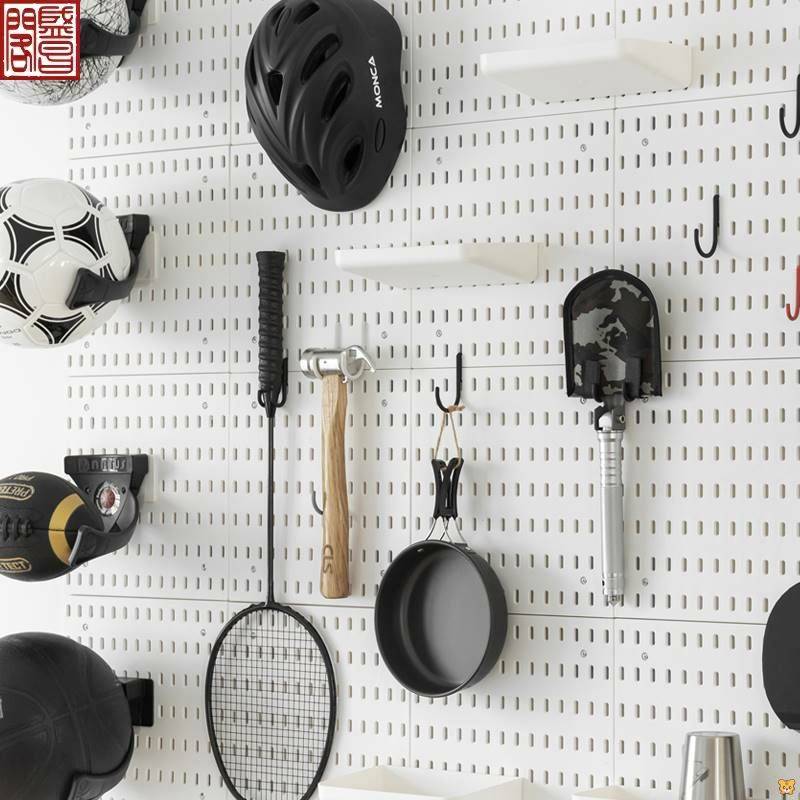 Donating home cave plate wall places on the wall of sports products sports equipment basketball football skateboard storage rack