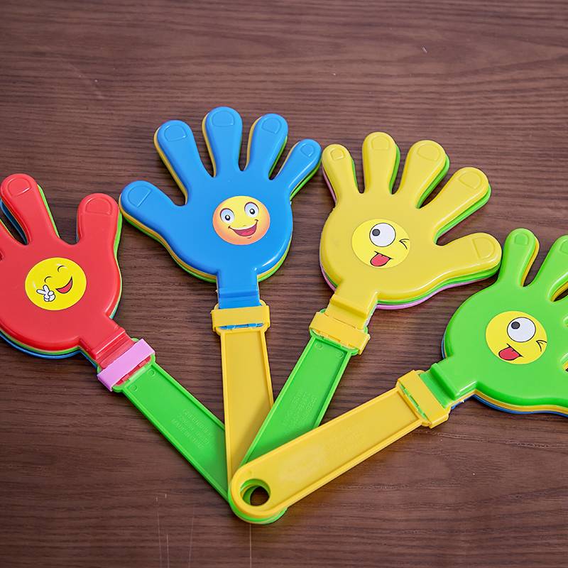 2024 European Cup Cape Hand Hands Palm Artifact Thicked Applause of Football Autumn Fan Promotion Proper Toy Cup