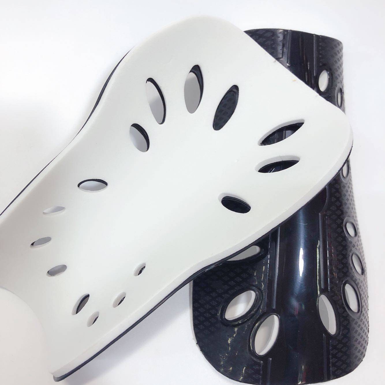 Football leg-plugged adult ankle-carer training competition with professional leg-protected sports kits