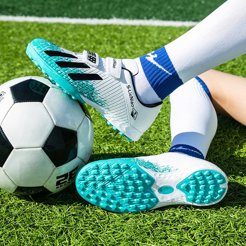 Children's football shoes broken nail boy Guo Chao co -branded boys sports shoes 2024 Summer new elementary school shoes