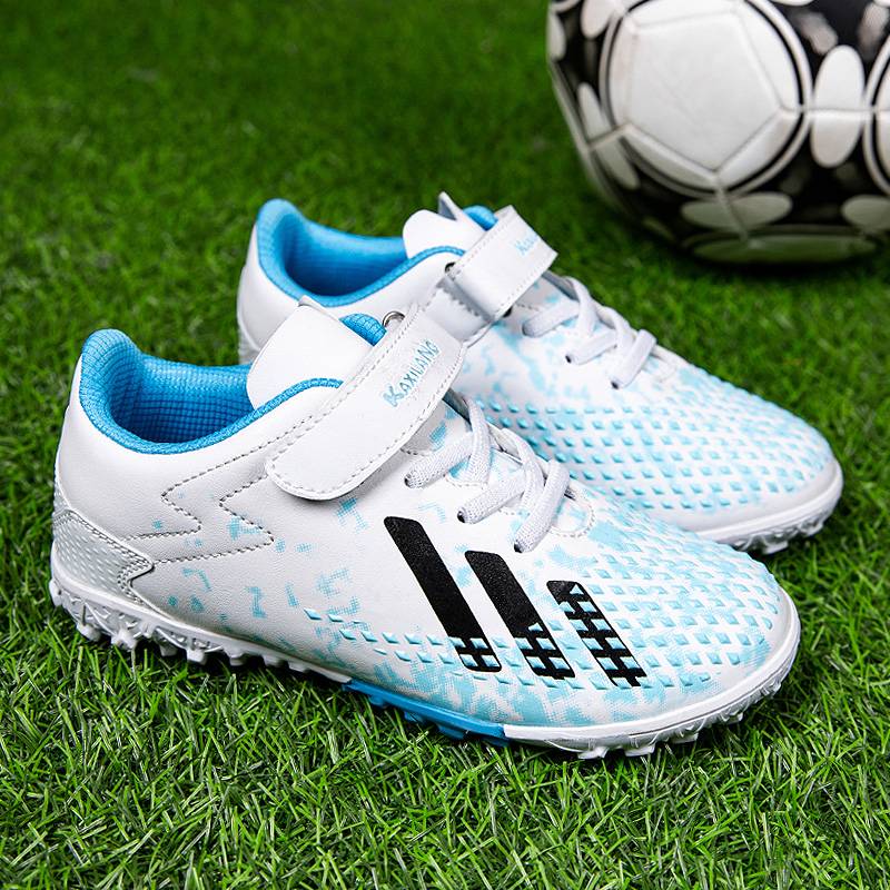 Children's football shoes broken nail boy Guo Chao co -branded boys sports shoes 2024 Summer new elementary school shoes