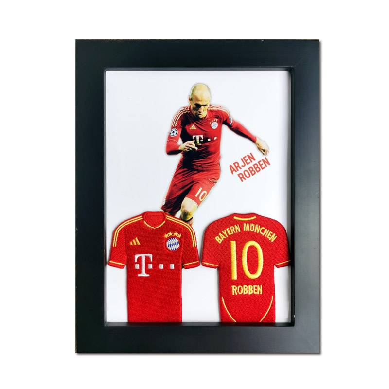 Robben's two jerseys plus background set