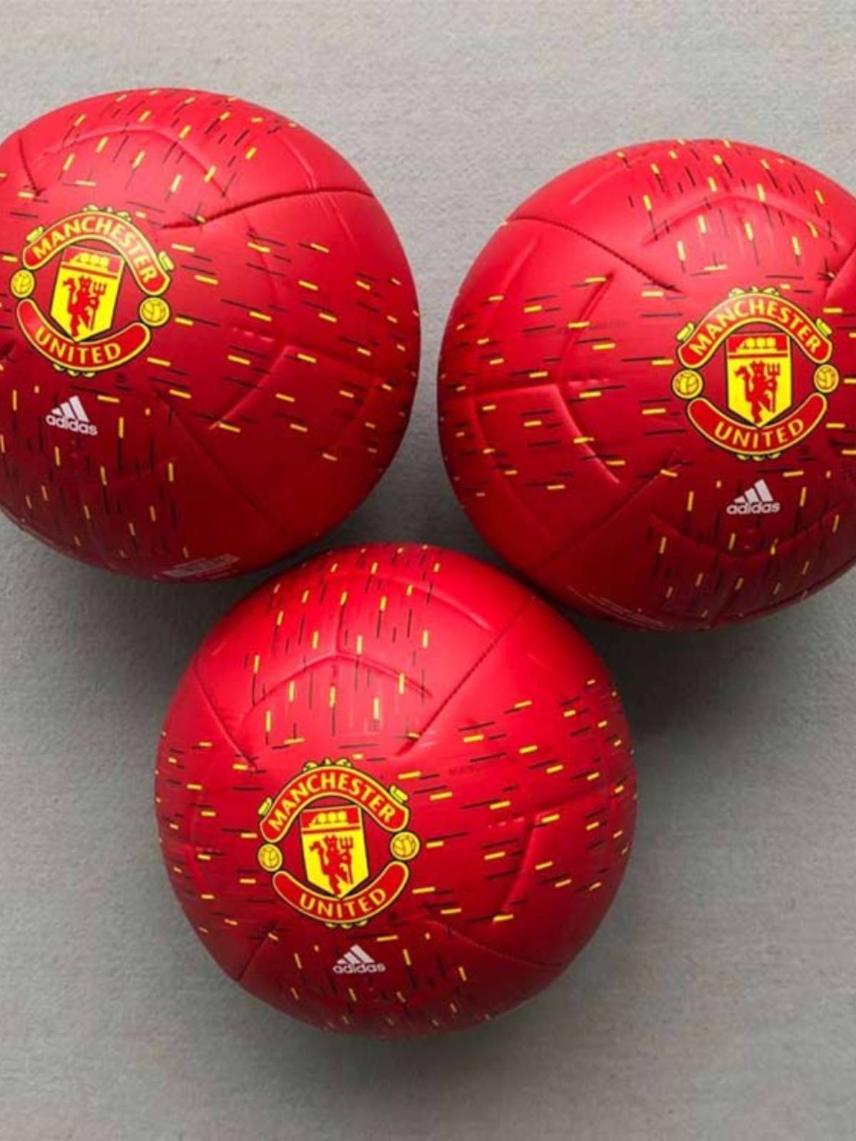 Manchester United 23-24 Football spot official authentic Adidas fan peripheral commemorative 5th machine sewing football