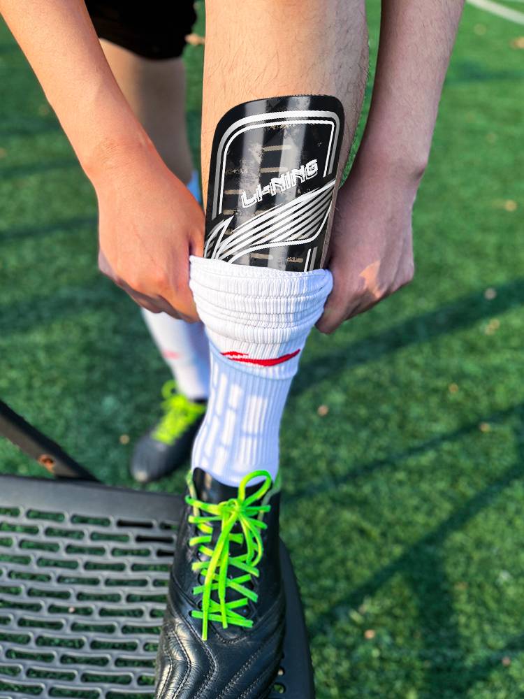 Li Ning's Legs Plate Football Adult Children's Professional Competition Training Plate