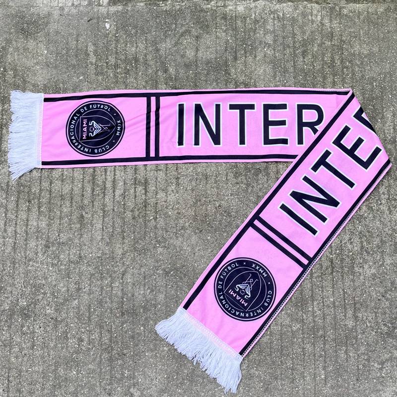 A football fan remembers a scarf