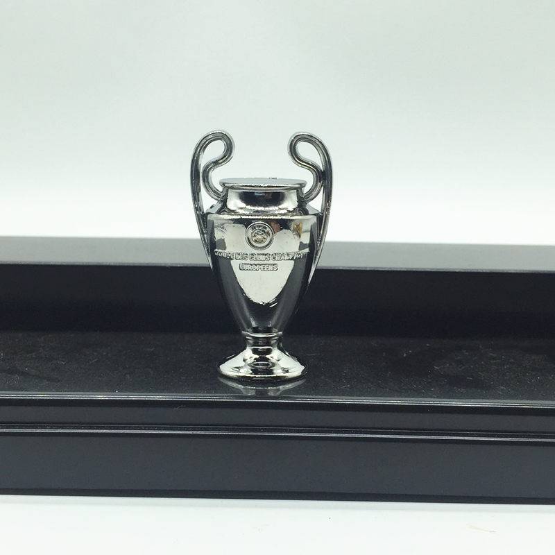 3 cm metal cup in the Champions League