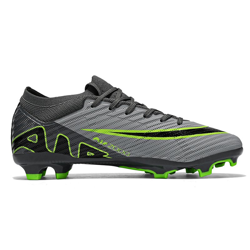 Wholesale Professional Cheap Original Lace-Up Plated Cleat Training Sport Turf Soft Light Athletic Man Women Soccer Cleat Shoes