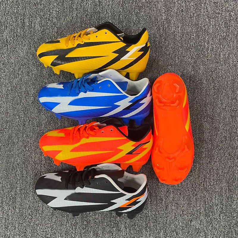 Mammon Wholesale Football Boots Comfortable Studs Cleats New Shoes Custom Boys Football Soccer Shoes Professional Football Shoe