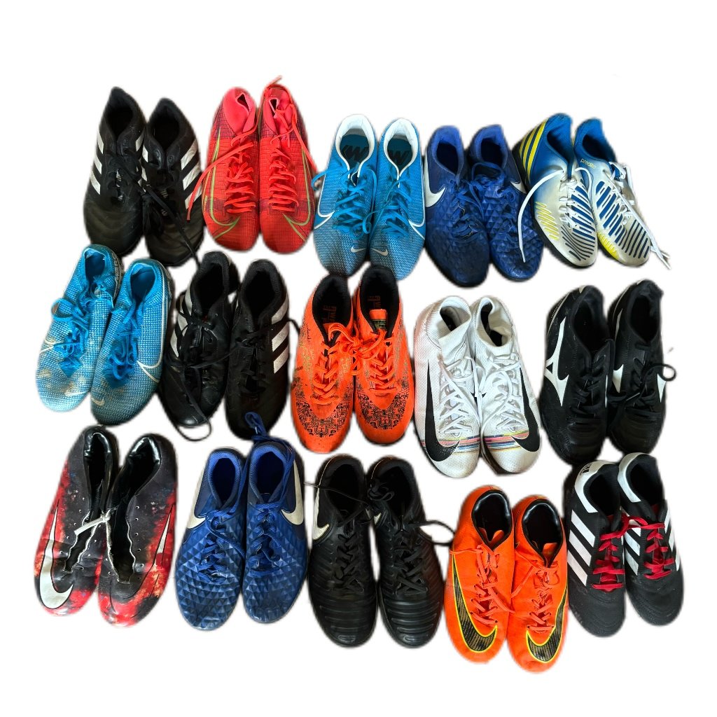 Wholesale Second-Hand Original Used USA Soccer Shoes for Adults Bales of Football Boots Brand Stock