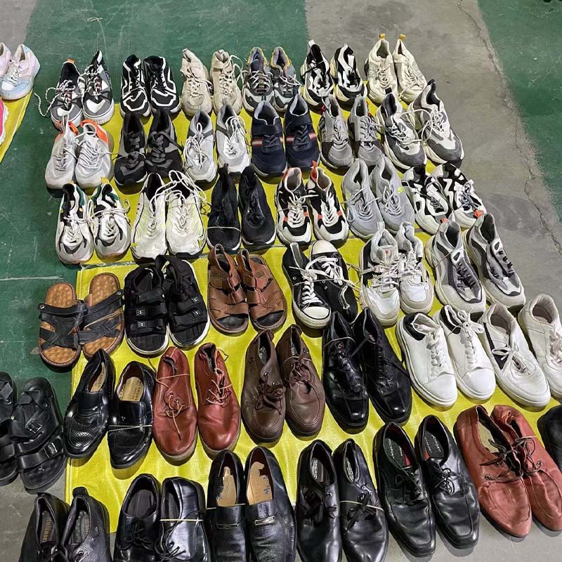 High Quality Second-Hand Men's Shoes Class a Branded Thrift Shoes for Adults Clean and Grade A for Summer Packaged in Bales