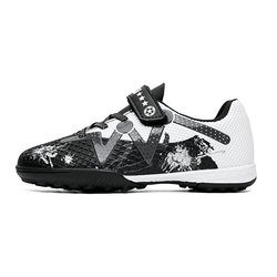 black(studs)