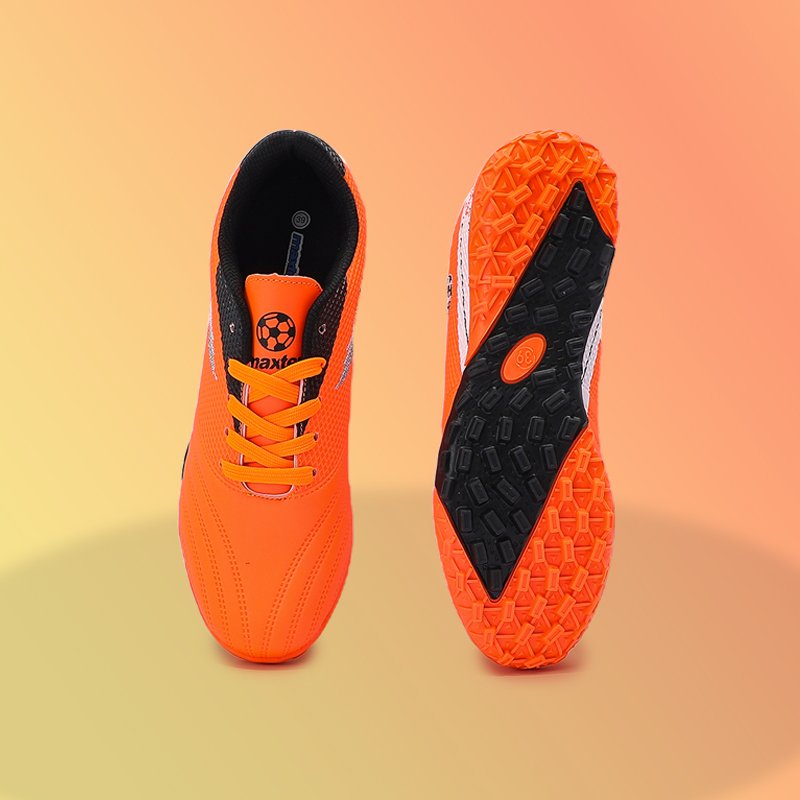 Professional game football shoes short crushed nails shock absorbing non-slip indoor training shoes