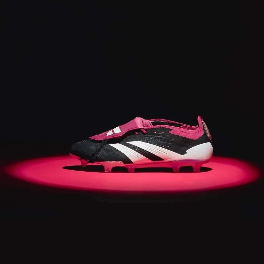 Men's Soccer Shoes Adult Soccer Boots Children's Football Shoes FG Outsole Anti slip Football Boots Unisex Football Shoes