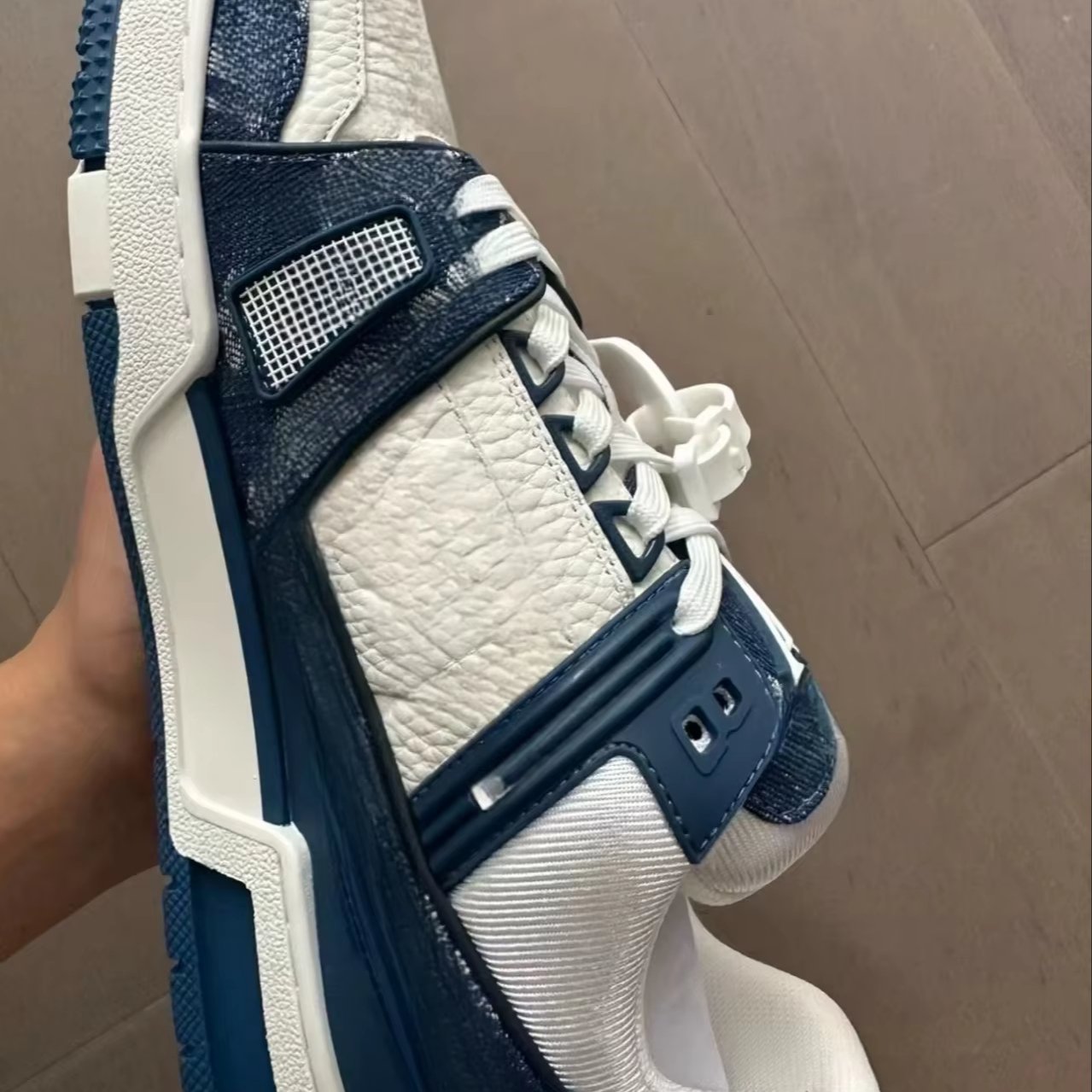 Top quality 2024 new fashion luxury casual sports shoes design brand men and women can be casual walking shoes