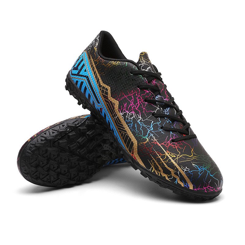 2024 New Design Genuine Leather Soccer Cleats Shoes Customizable Upper Mesh TPU Insole Wholesale US Sizes soccer