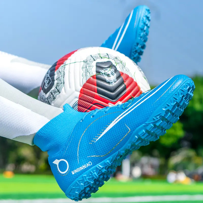 Indoor Football Boots Men Turf Cleats Soccer Shoes Professional Football Shoes High Ankle Trainers Sneakers for men