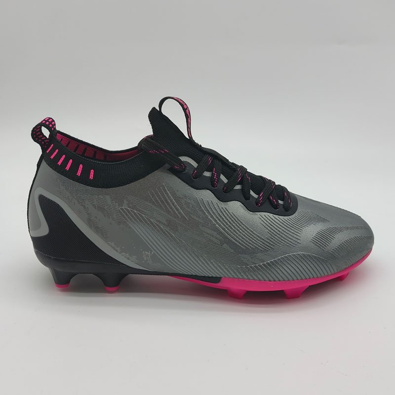 Fashionable Customize Professional multifunctional Breathable Soccer Sneakers Outdoor Professional Training Soccer shoes