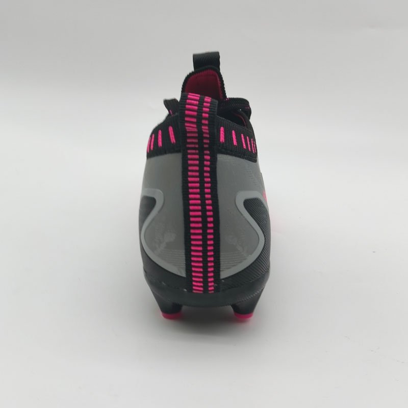 Fashionable Customize Professional multifunctional Breathable Soccer Sneakers Outdoor Professional Training Soccer shoes