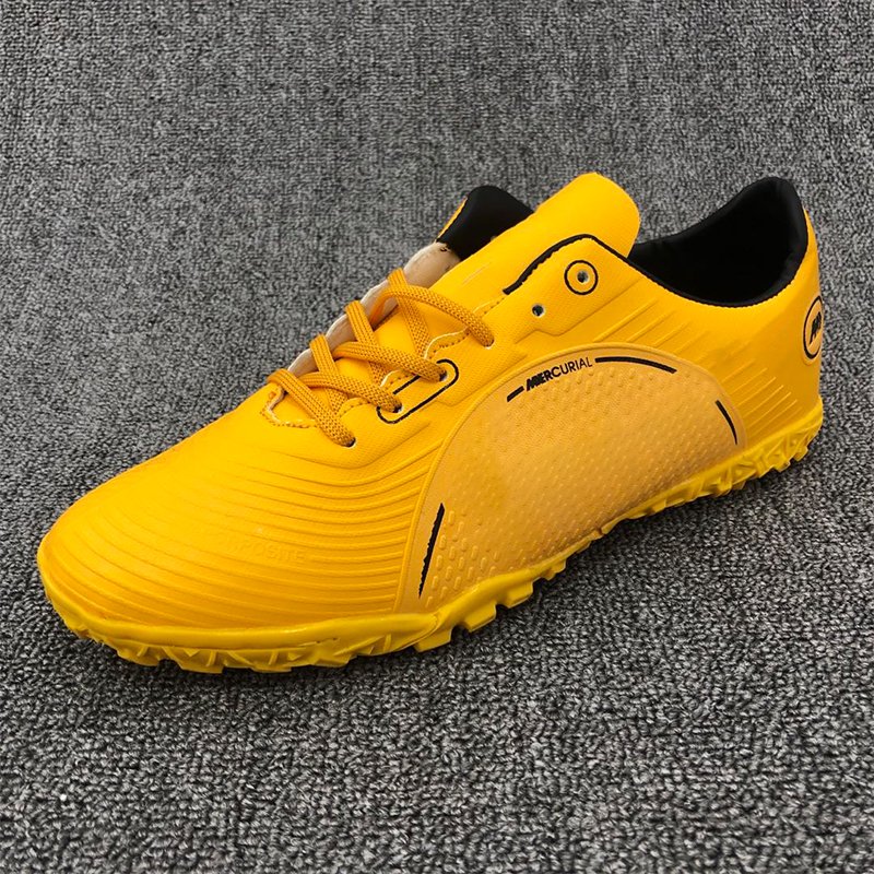 Mammon Fashionable Style Soccer Shoes For Men/Woman Wholesale Custom Made Logo Soccer Shoes Football Boots