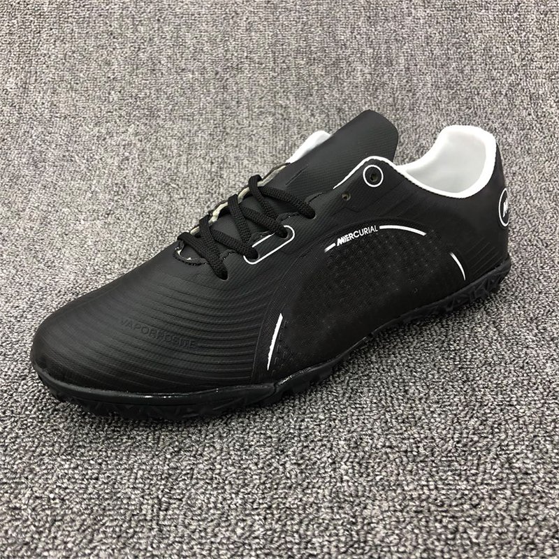 Mammon Fashionable Style Soccer Shoes For Men/Woman Wholesale Custom Made Logo Soccer Shoes Football Boots