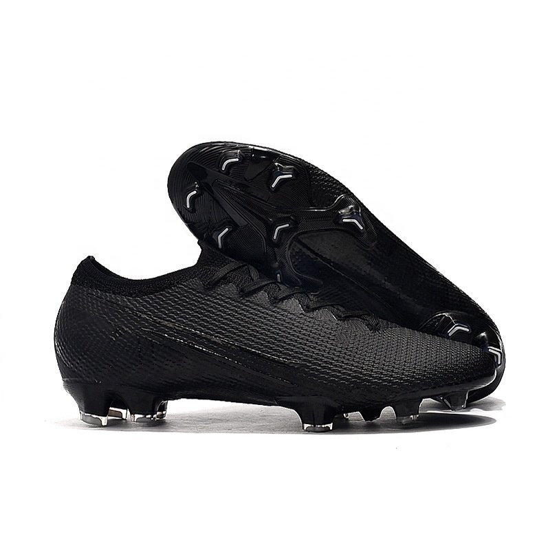 Factory customize Men Cleats Football Boots Soccer boots Sneakers football shoes Turf Futsal outdoor Soccer shoes