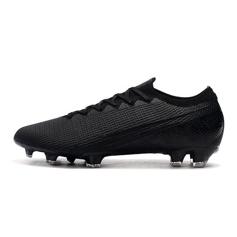 Factory customize Men Cleats Football Boots Soccer boots Sneakers football shoes Turf Futsal outdoor Soccer shoes
