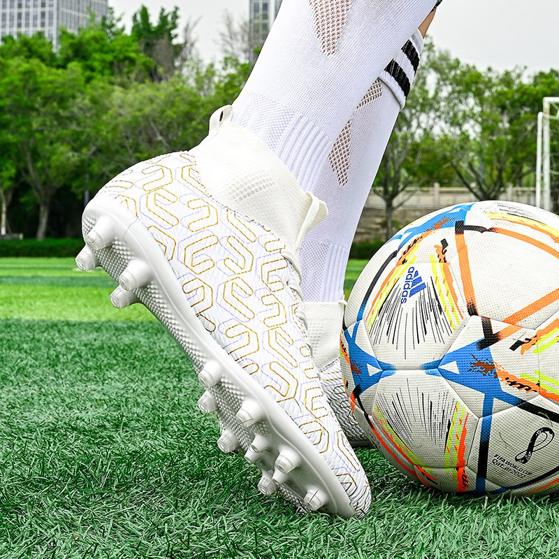 High-quality Breathable Youth Football Shoes Professional AG Long Spike Soccer Shoes For Men