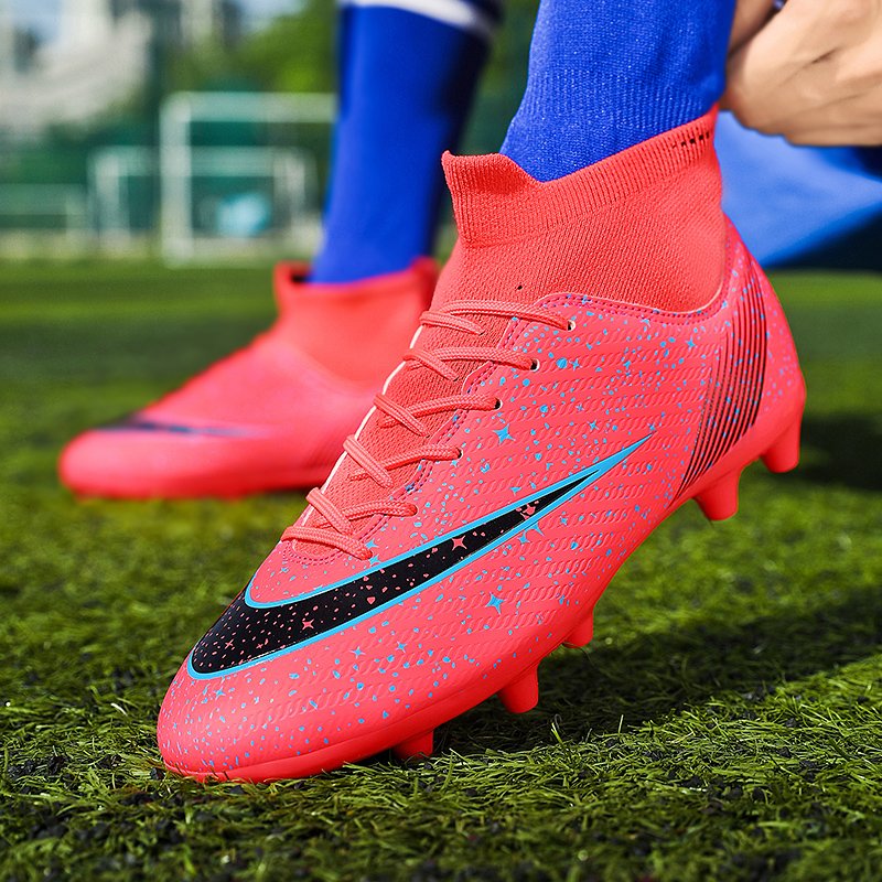 Wholesale OEM ODM New Phantom Gold Color Low Cut Pu Material Soccer Football Shoes Boots Kids Children Men Sapatos de football