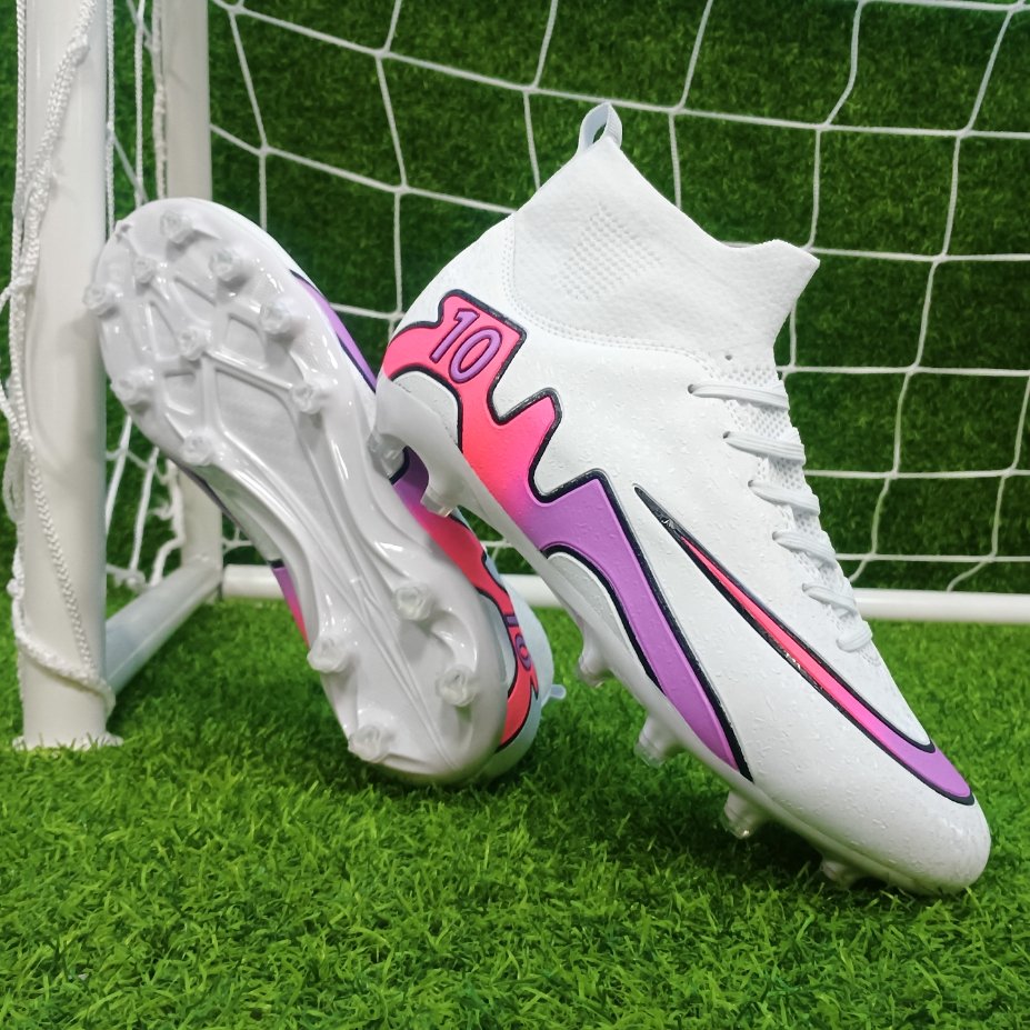 shipped within 24 hours High quality football boots custom Logo artificial turf TPU anti slip men football shoes