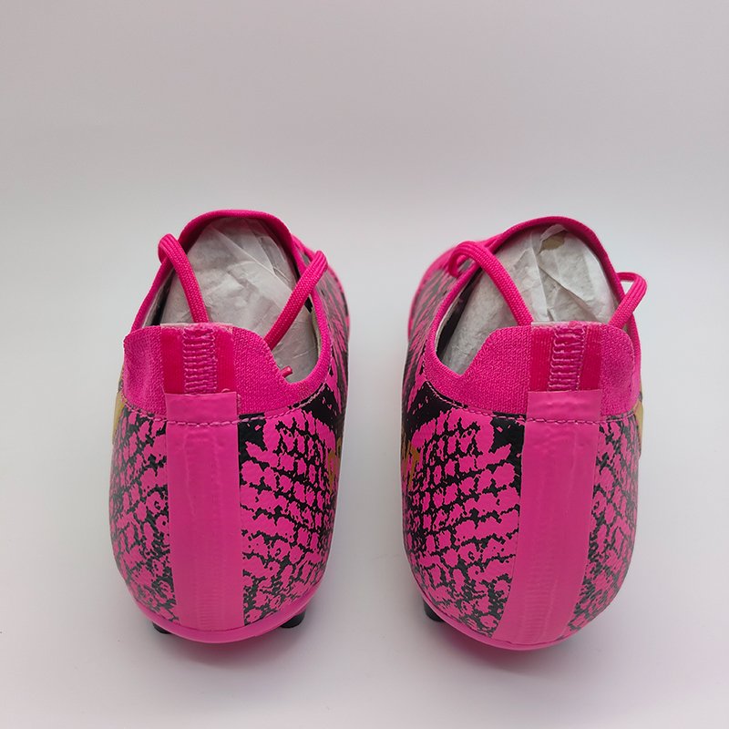 Factory Wholesale Professional football training shoes Football sneakers Lightweight and comfortable sports soccer shoes