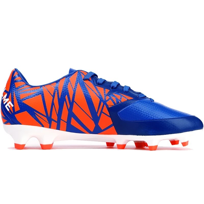 KELME Kid's Soccer Shoes Indoor Football Boots Original Men TF White Soccer Cleats Professional ChildrenSoccer Futsals Sneakers