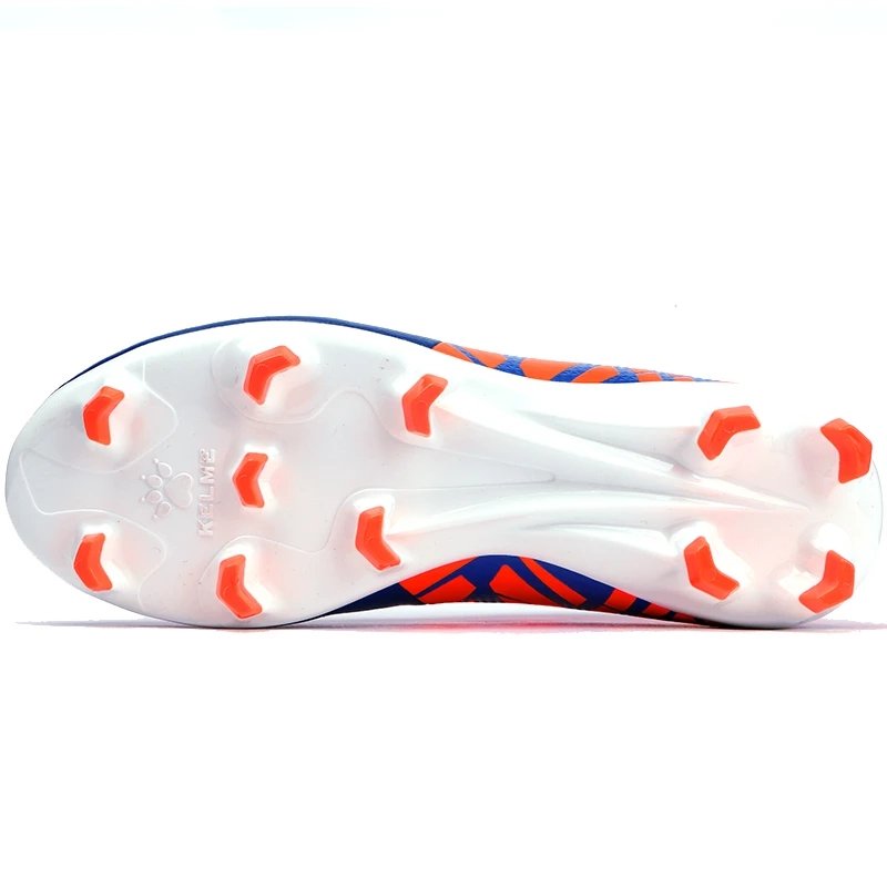 KELME Kid's Soccer Shoes Indoor Football Boots Original Men TF White Soccer Cleats Professional ChildrenSoccer Futsals Sneakers