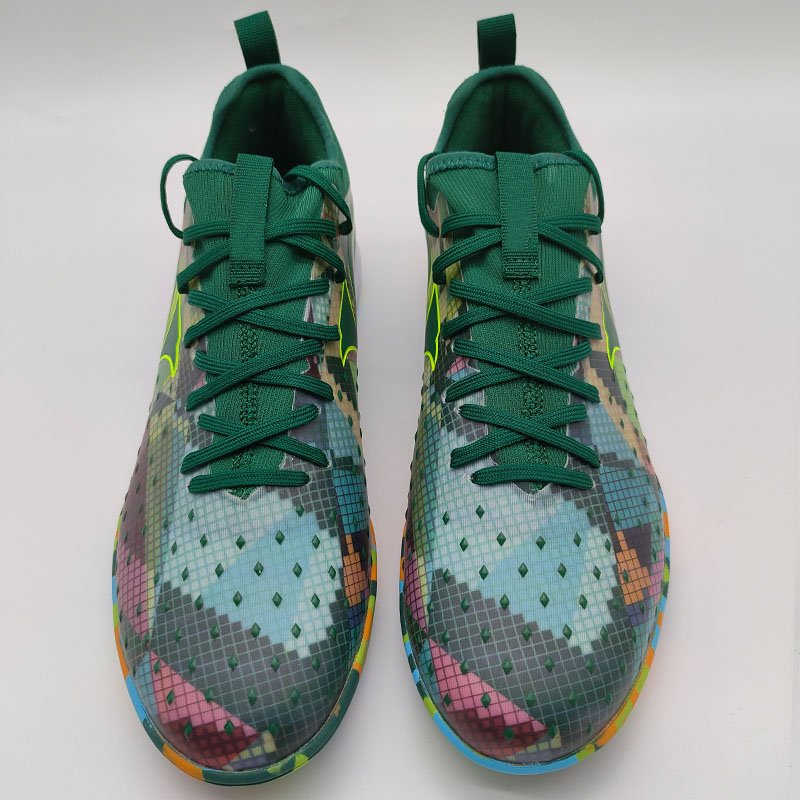 Factory Direct Sales High Quality Football Shoes Wear-Resistant Football Sneakers Sports Soccer Sneakers Shoes for Outdoor