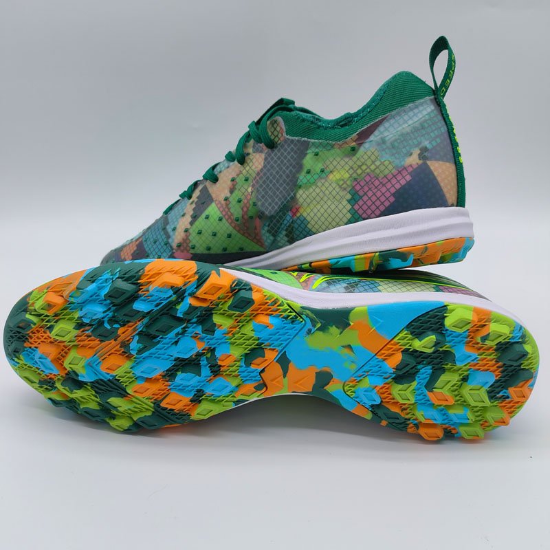 Factory Direct Sales High Quality Football Shoes Wear-Resistant Football Sneakers Sports Soccer Sneakers Shoes for Outdoor