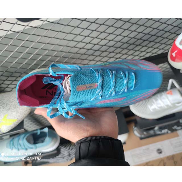 Factory Custom Professional Soccer Shoes Football Boots For Men High Quality Non-Slip Turf soccer cleat Outdoor Professional Men
