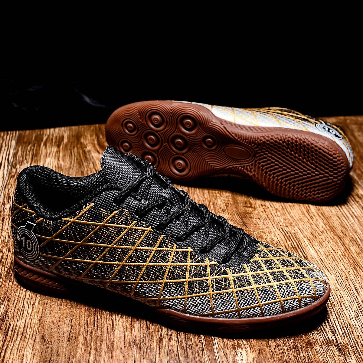 New men's football shoes unisex professional anti-slip wear-resistant training fashion sneakers soccer boots for men women