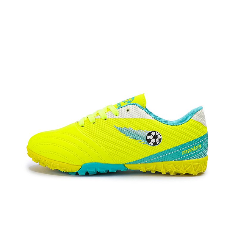 Wholesale non-slip soccer shoes customized men's soccer shoes for adult soccer training shoes