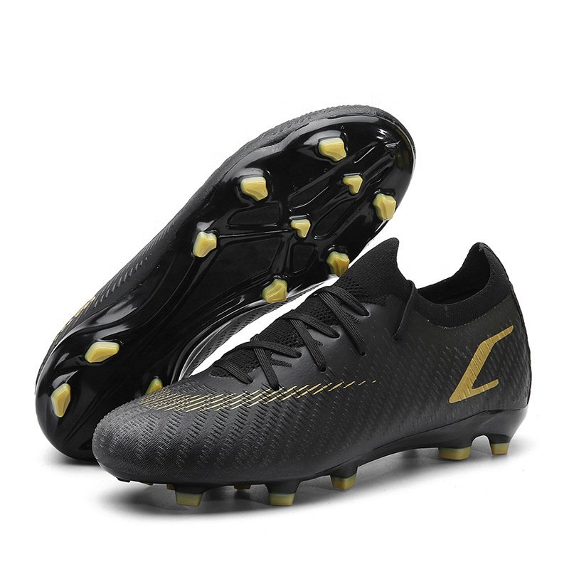 Outdoor Custom Breathable football shoes soccer shoes for men women sports shoes high quality
