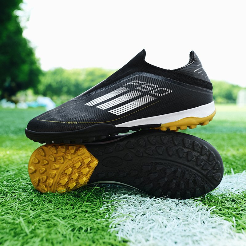 Wholesale Low Price Indoor TF Football Boots Soccer Shoes For Men high quality soccer boots Most Popular Football Boots For Men