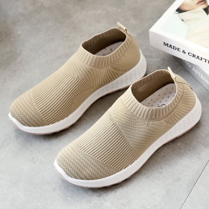 2024 new flying shoe weaving female