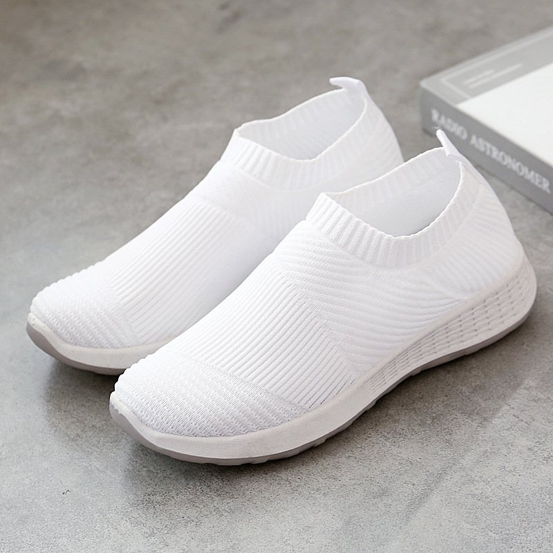 2024 new flying shoe weaving female