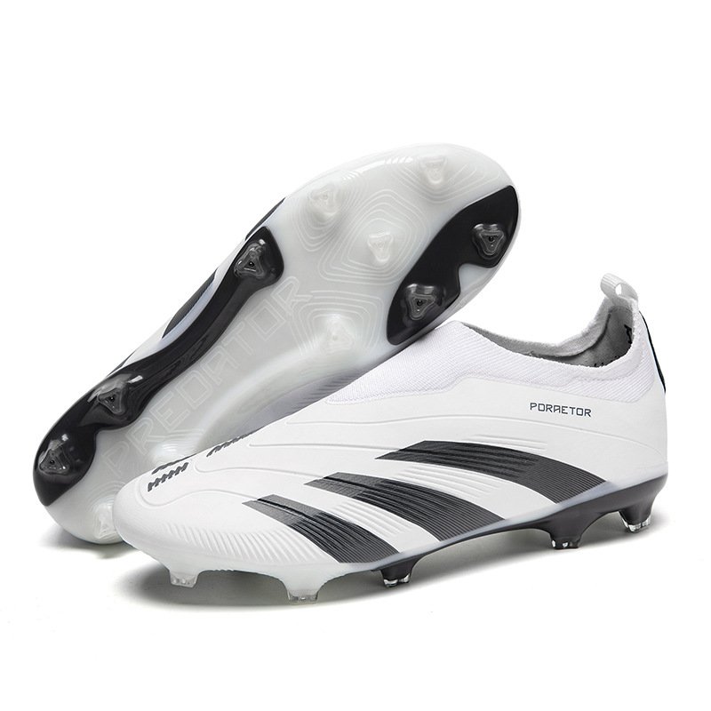 Low Price Wholesale Soccer Shoes Fashionable Sport Football Boots Non-slip sole Shoes