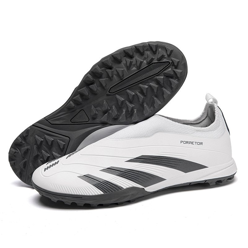 Low Price Wholesale Soccer Shoes Fashionable Sport Football Boots Non-slip sole Shoes