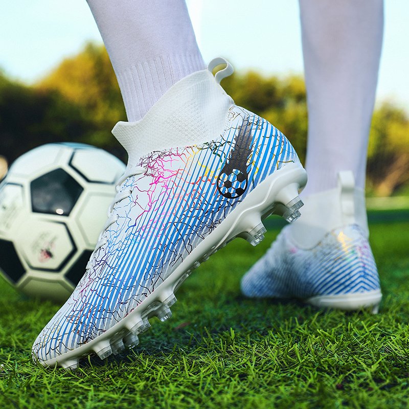 Fashion Men Sports Shoes High Quality Soccer Shoes Professional Training Football Shoes Soccer Boots for Men